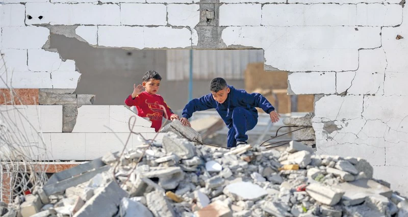 تصعيد &laquo;إسرائيلي&raquo; .. نسف منازل وقصف جوي ومدفعي فـي غزة والمدرعات تقتحم جنين