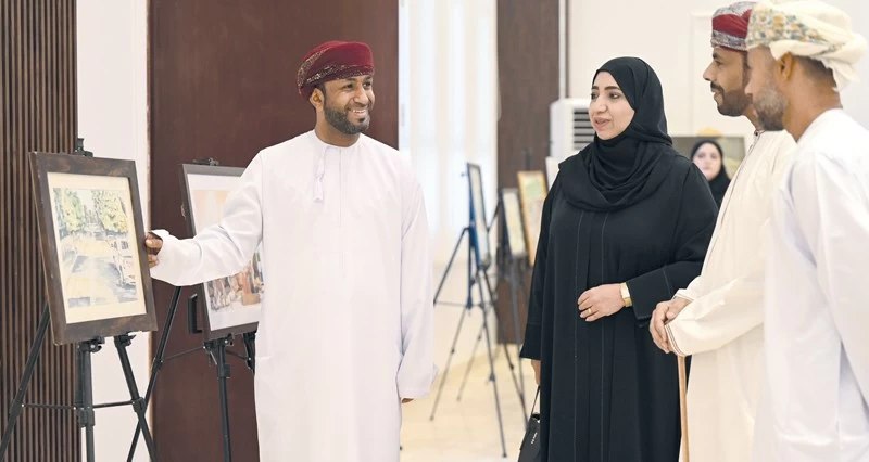 برنامج &laquo;المنصات الثقافية&raquo; يحط رحاله فـي ولاية سمائل