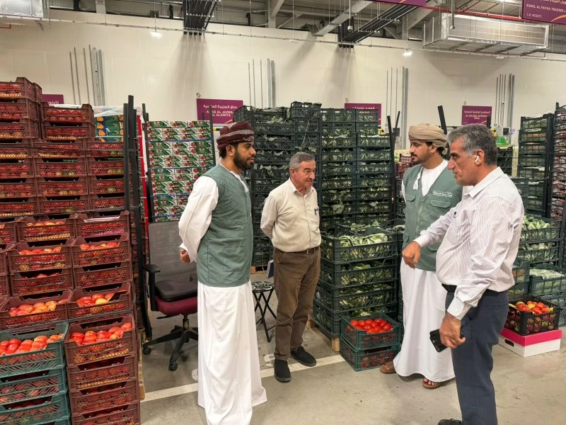 قوة شرائية نشطة تشهدها أسواق محافظة جنوب الباطنة مع قرب حلول شهر رمضان