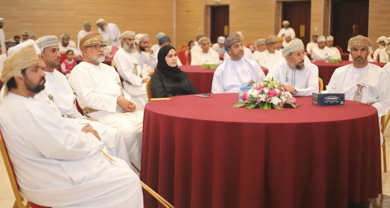 الكشف عن المشاريع الخيرية والمجتمعية فـي الرستاق