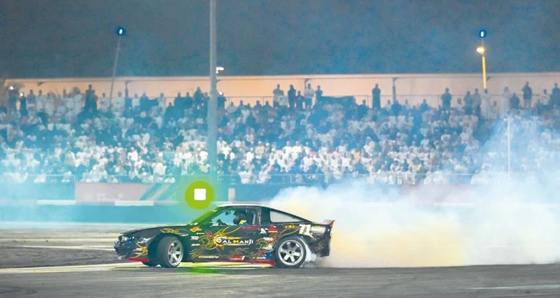 حمد البلوشي وعبدالله الشميلي يتوجان بكأس الخليج للاستعراض الحر