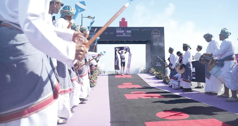 الألماني كريستوف ماتنر يتوج بلقب بطولة الشرق الأوسط &laquo;اكتشف عمان للرجل الحديدي 70.3 مسقط&raquo;