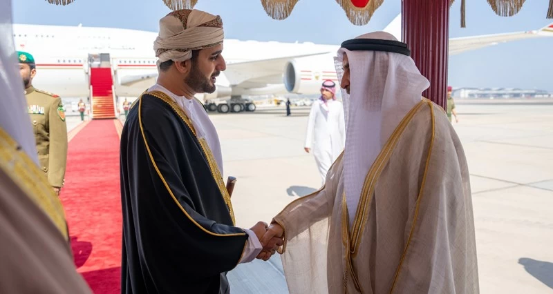 جلالة السلطان يبحث مع ولي عهد البحرين أوجه التعاون والشراكة فـي مختلف المجالات وسبل تطويرها