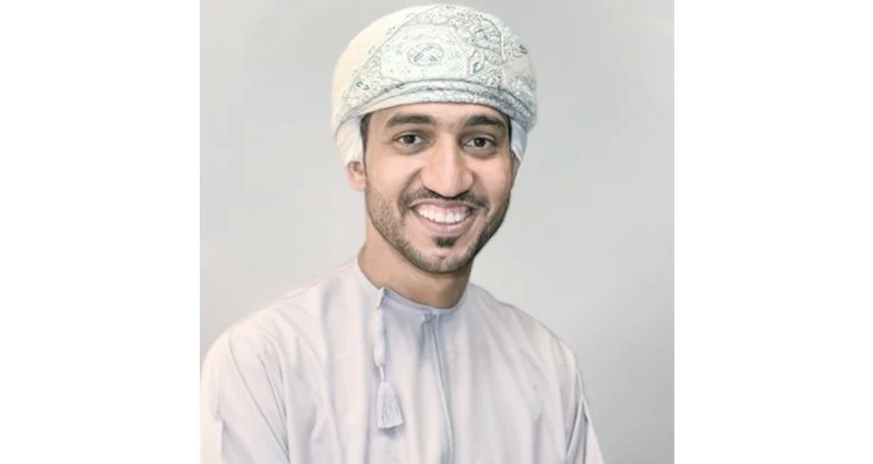 &laquo;تعلق&raquo; تجربة بصرية ومفاهيمية جديدة للتشكيلي سالم السلامي