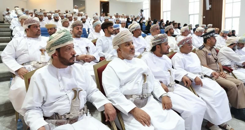 إدارة التجارة والصناعة وترويج الاستثمار بالداخلية تحتفل بيوم الصناعة العمانية