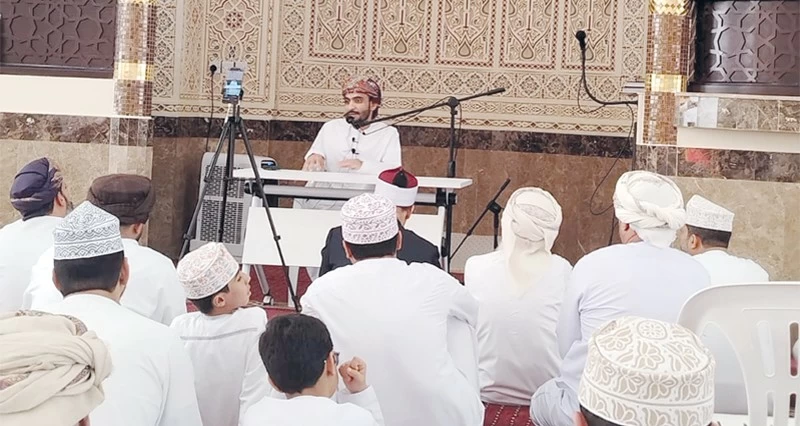 &laquo;المجتمع السليم فـي القرآن الكريم&raquo; محاضرة بشناص