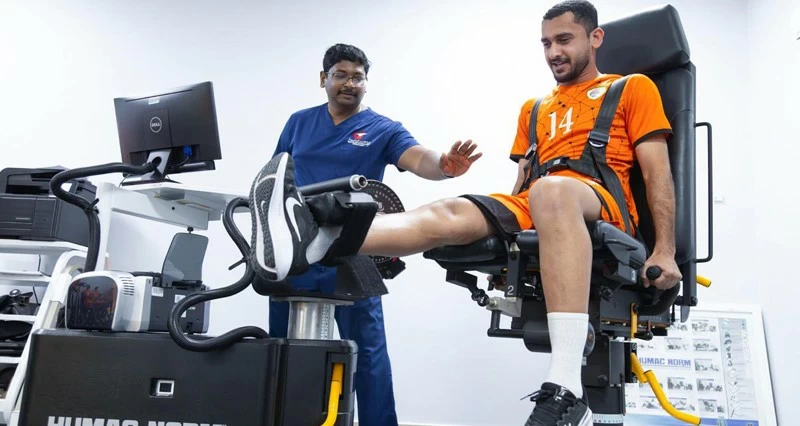 منتخبنا الوطني للقدم الشاطئية يستهل معسكره ببرنامج قياس الأداء العضلي للاعبين