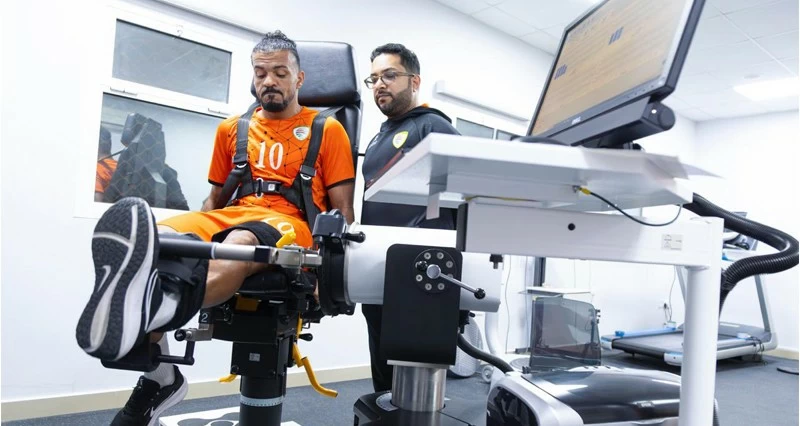 منتخبنا الوطني للقدم الشاطئية يستهل معسكره ببرنامج قياس الأداء العضلي للاعبين