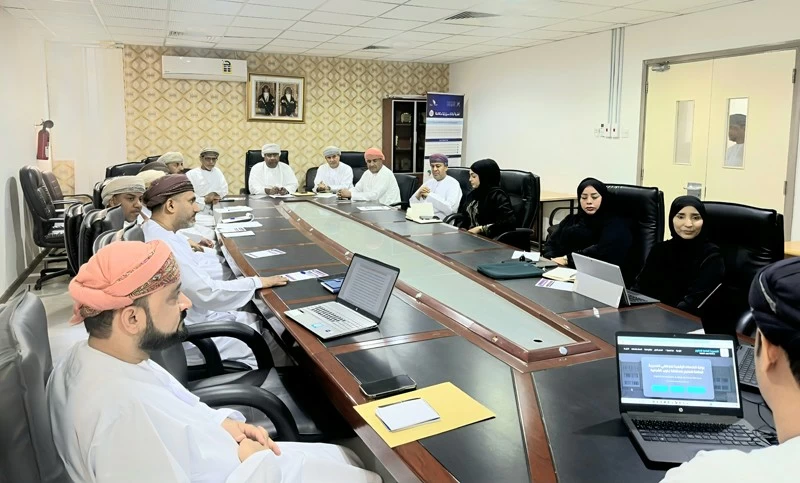 مناقشة تحضيرات الأسبوع الوطني للعلوم والتكنولوجيا والهندسة والرياضيات