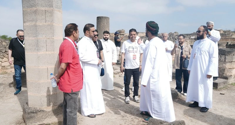 سلطنة عمان تحتفل باليوم العالمي للإرشاد السياحي