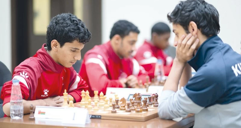 اللجنة العمانية للشطرنج تواصل حضورها لتطوير اللعبة وتأهيل الكوادر الوطنية