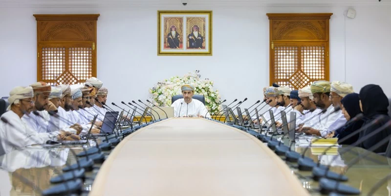 بلدي شمال الباطنة يناقش الموضوعات التنموية والخدمية