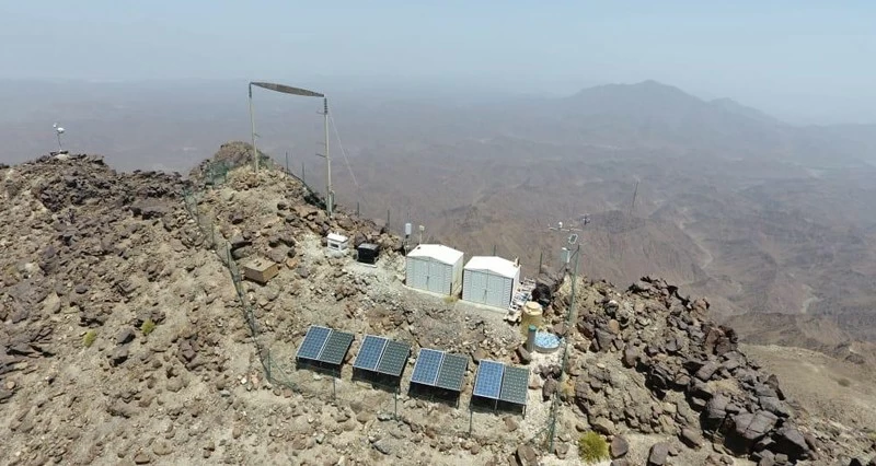 إنجاز مشروع إنشاء وتشغيل محطة الاستمطار الصناعي فـي خصب