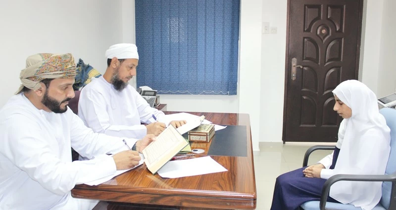 إعلان الفائزين بالمراكز الأولى فـي مسابقة القرآن الكريم بشمال الباطنة