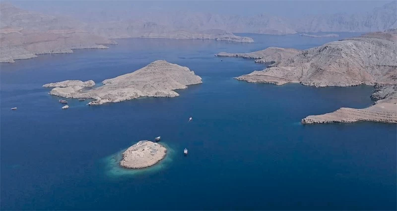 مسندم تشكل لوحة رمضانية نابضة بالإيمان والتكافل الاجتماعي والعادات الأصيلة