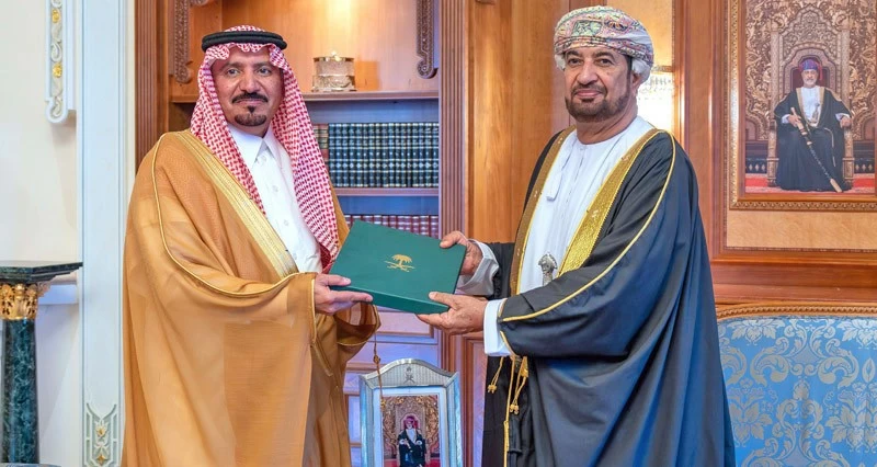 رسالة لجلالة السلطان من خادم الحرمين