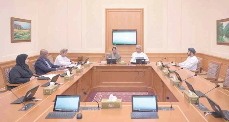 مناقشة دراسة &laquo;تطوير قطاع السياحة: الاستثـمار والأداء الاقتصادي والتنافسية فـي إطار رؤية عمان 2040&raquo;