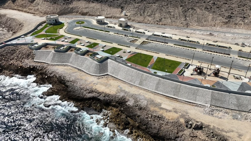 الانتهاء من تنفيذ مشروع الواجهة البحرية برأس صوقرة بالجازر