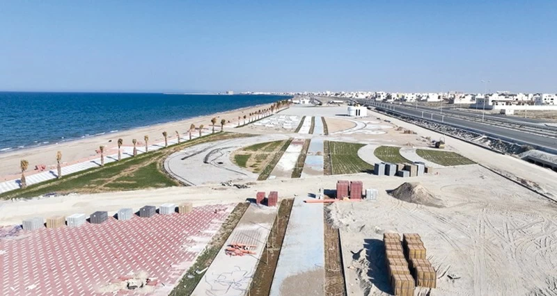 تواصل الأعمال فـي الواجهة البحرية ببركاء