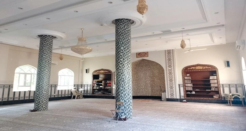 مسجد الشيخ عبد الرحمن الغلافقي بنـزوى بني فـي القرن الثالث الهجري وتعاقب عليه الأعلام والأئمة