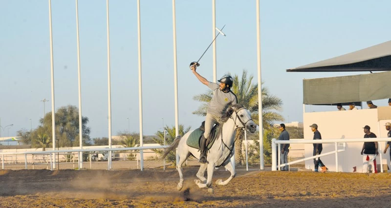 سلطنة عمان تستضيف تصفيات كأس العالم لالتقاط الأوتاد بمزرعة الرحبة بولاية بركاء