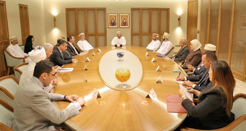 وزير الخارجية يؤكد أهمية التحرك العربي المشترك لوقف الحرب فـي المنطقة