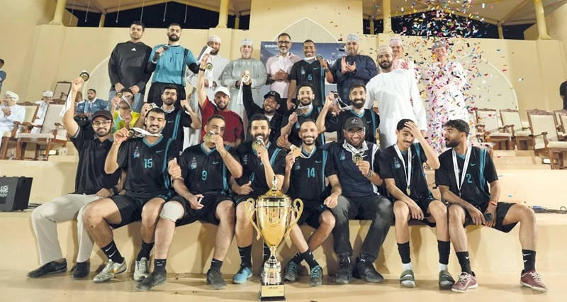فريق تكافل عمان يتوج ببطولة أومينفست الرمضانية لكرة القدم