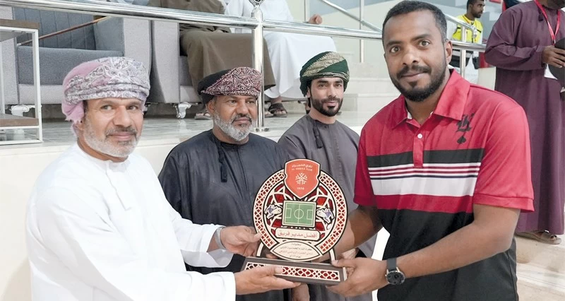 ختام بطولة خماسيات كرة القدم الرمضانية الأولى بنادي الحمراء