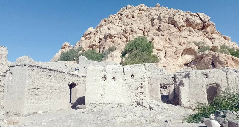 حارة كرشاء فـي نـزوى .. إطلالة تحكي ماضيا عريقا