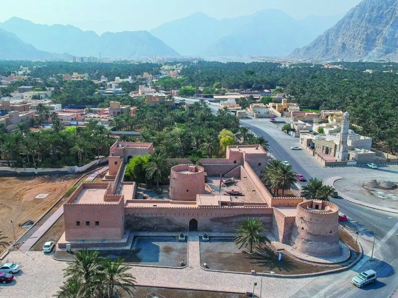 الحارات العمانية القديمة.. وجهات سياحية متجددة