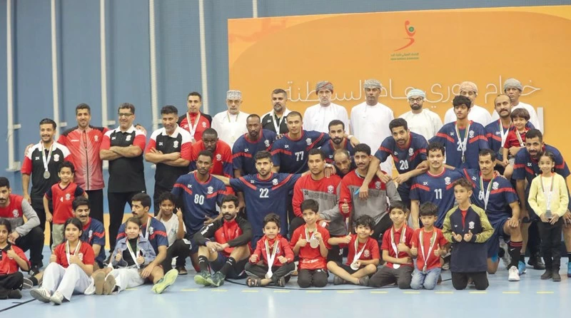 نادي عمان يحتفظ بلقبه للمرة الخامسة على التوالي ويعزز رقمة القياسي ومسقط يحل وصيفا والسيب ثالثا