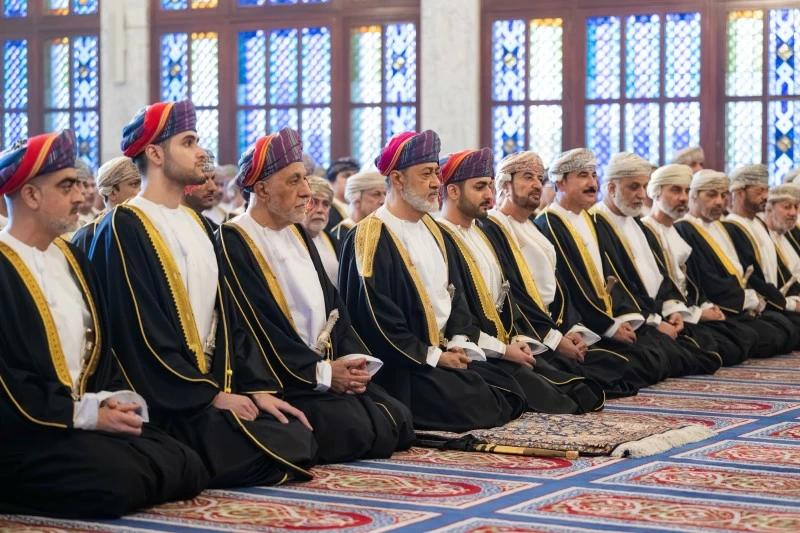 سلطنة عمان تحتفل بأول أيام عيد الفطر السعيد