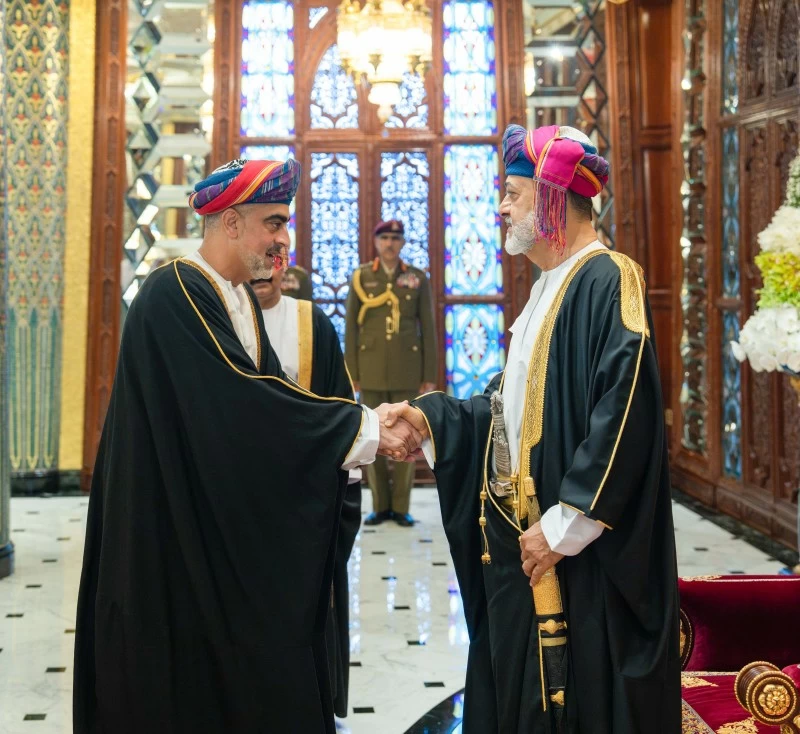 سلطنة عمان تحتفل بأول أيام عيد الفطر السعيد