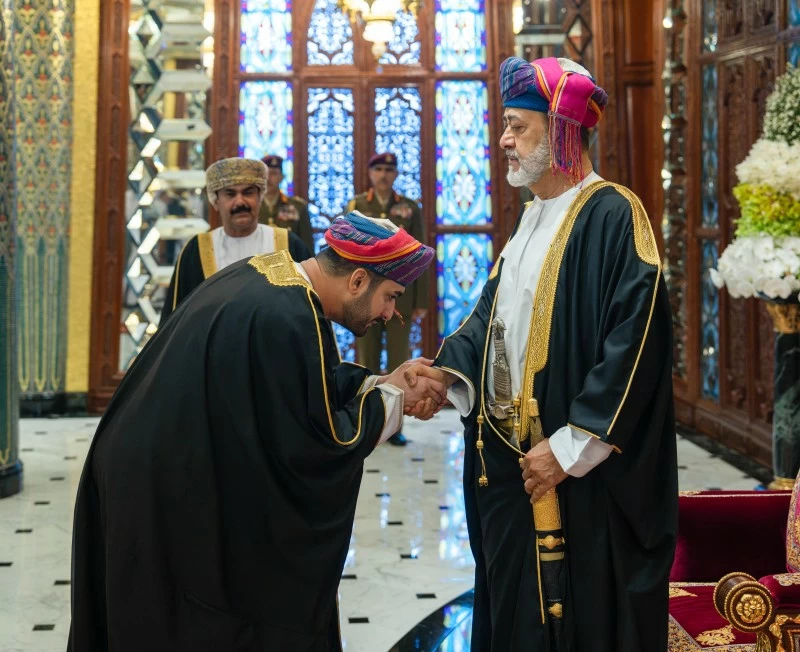 سلطنة عمان تحتفل بأول أيام عيد الفطر السعيد