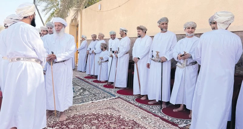 المصور موسى الحجري يوثق مظاهر عيد الفطر فـي عدد من ولايات سلطنة عمان