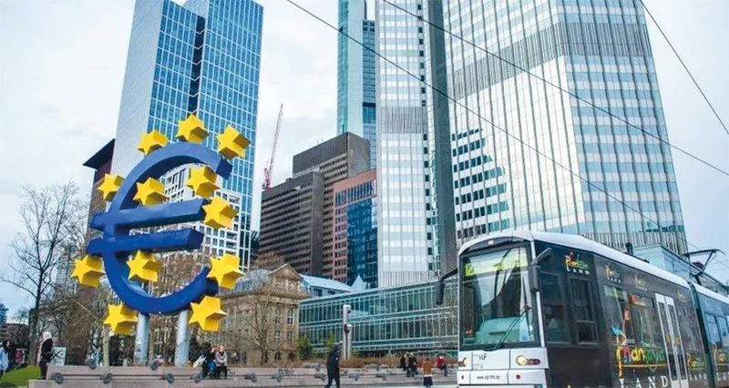 تراجع نمو القطاع الخاص فـي منطقة اليورو مارس الجاري