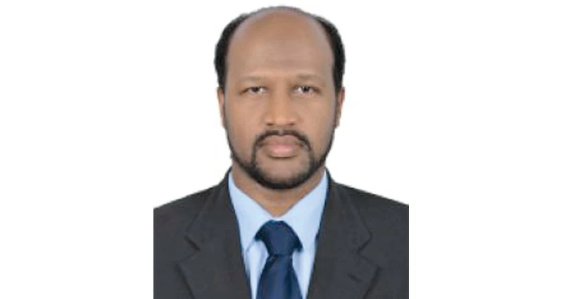 عُمان.. وطنٌ يحتضن الغريب ويصنع المستقبل