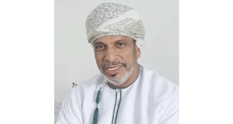 محمد المعمري يكشف عن تجربته فـي &laquo;القافر&raquo; .. و كيف أثرت &laquo;الوشيل&raquo; فـي تكوين شخصيته؟