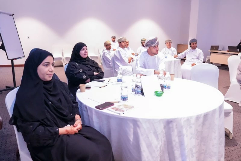 تطوير القيادات والتمكين الوظيفي للموارد البشرية الطبية