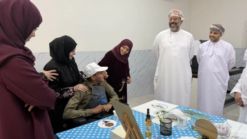 وزيرة التنمية الاجتماعية تزور عدد من مراكز وجمعيات المرأة العمانية في ظفار