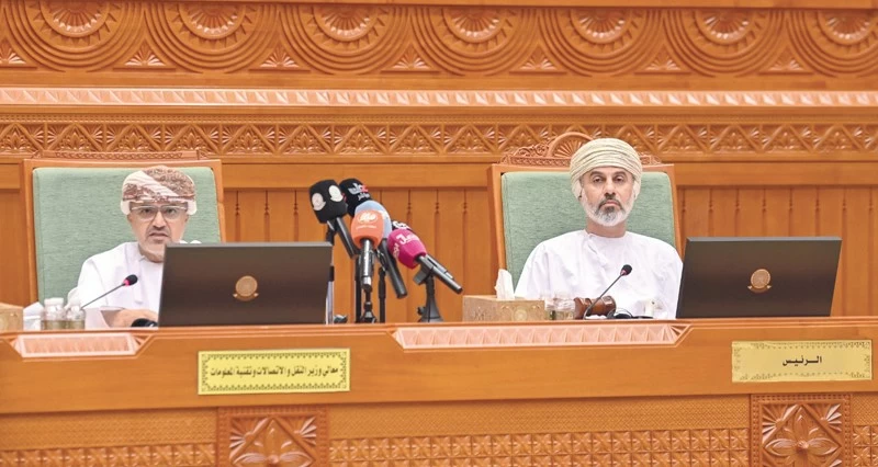 1.2 مليار ريال عماني ..القيمة الإجمالية لقطاع الطرق خلال الخطة الخمسية العاشرة