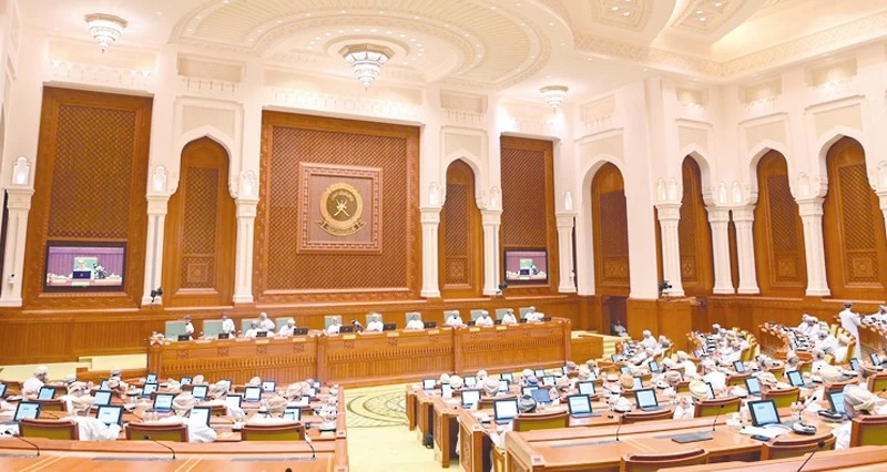 1.2 مليار ريال عماني ..القيمة الإجمالية لقطاع الطرق خلال الخطة الخمسية العاشرة