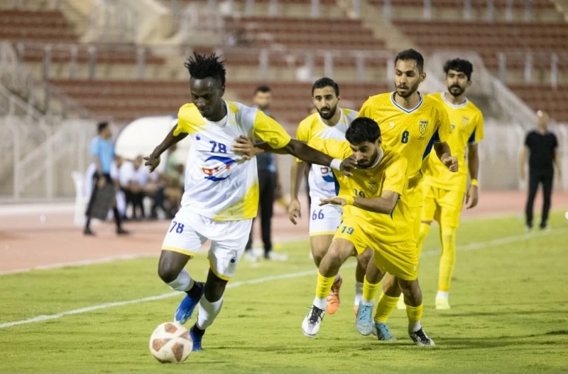 عبري يتفوق على بهلاء بهدف أكاه ويواصل الزحف لمناطق الامان