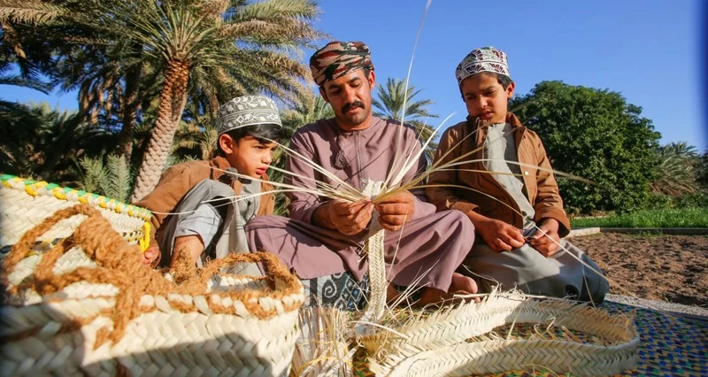 سعيد الهنائي: الكاميرا لغة تحكي تفاصيل الإنسان والمكان فـي سلطنة عمان