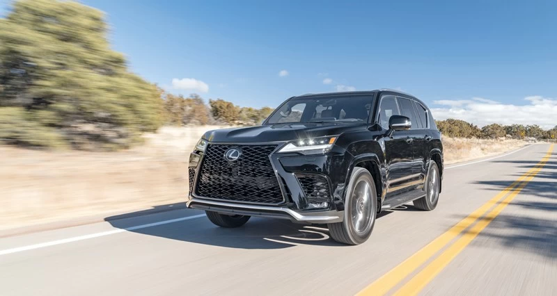 لكزس &laquo;إل إكس 600&raquo; تجمع بين القوة والرقي