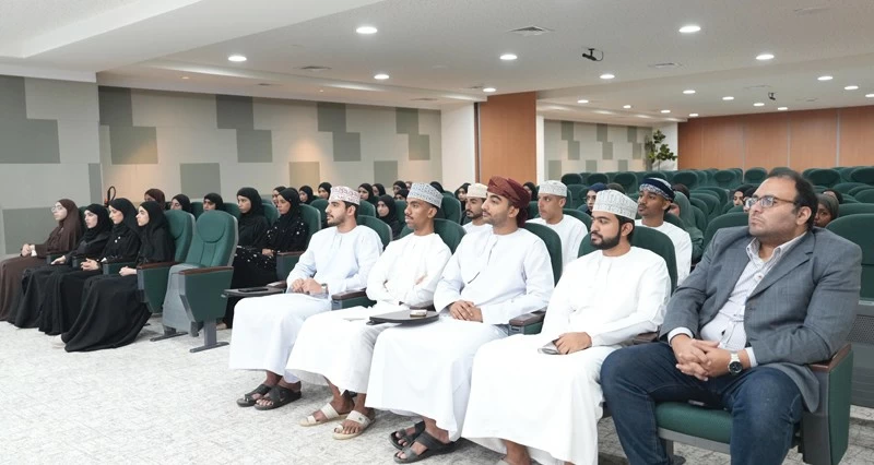 جهاز الضرائب ينظم حلقات عمل توعوية لطلبة الجامعات