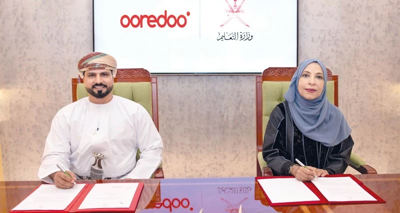 اتفاقية تعاون لإدراج بعثات دراسية مقرونة بفرص للتوظيف