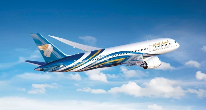 الطيران العماني يستأنف عملياته التشغيلية في المنطقة