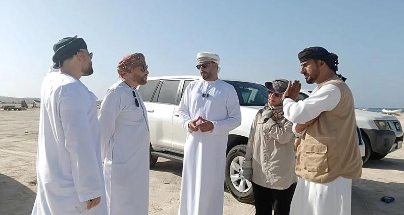 تواصل تقييم مواقع إنزال الصيادين فـي مصيرة