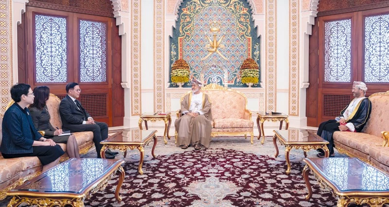 جلالة السلطان يبحث مع وزير الخارجية التايلاندي سبل تعزيز التعاون والشراكة فـي مختلف المجالات